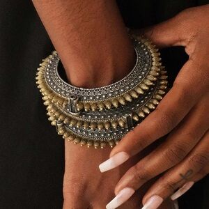 Elegant Two-tone Bangle